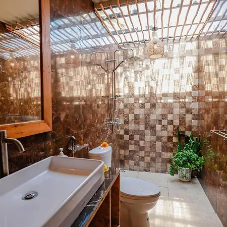 Neo Bintang Bungalow Cafe And Pool Sanur  Exterior photo