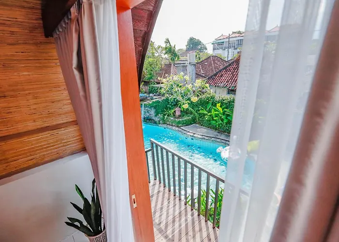 Neo Bintang Bungalow Cafe And Pool
